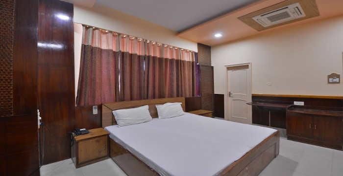 Rc Inn Sirsa Exterior foto